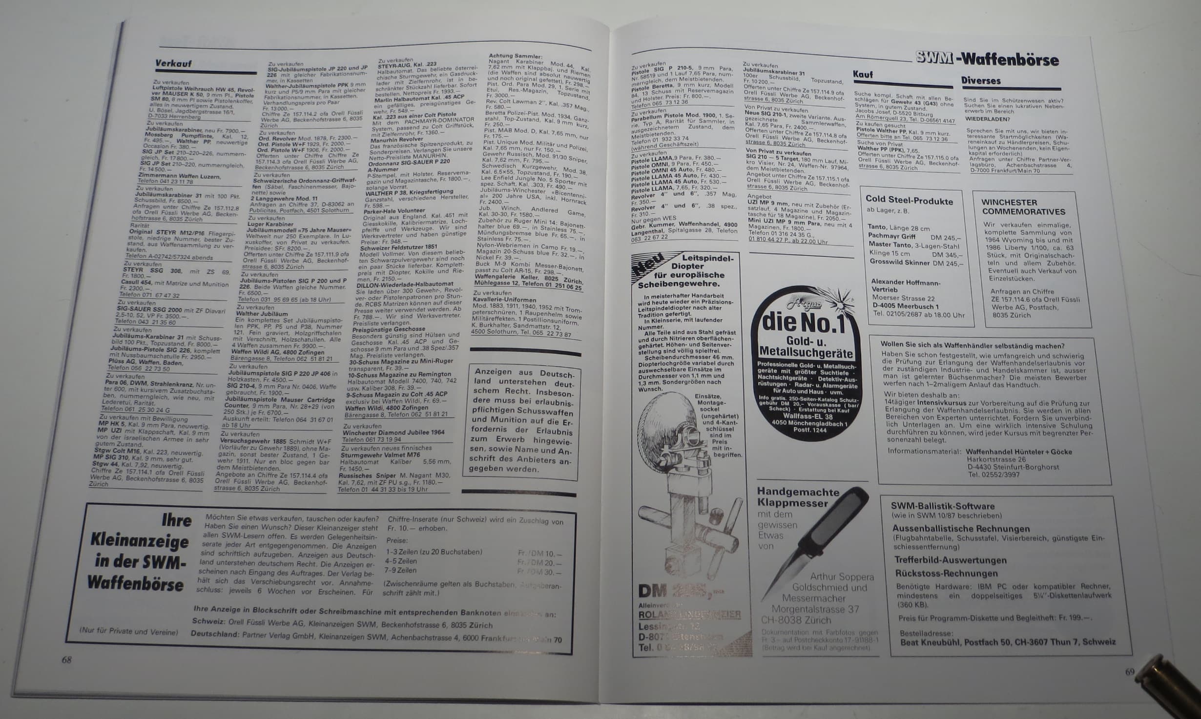 Gold- und Metallsuchgeräte, Jubiläumskarabiner in den höheren vierstelligen Gefilden und ein Leitspindeldiopter werden angeboten.

