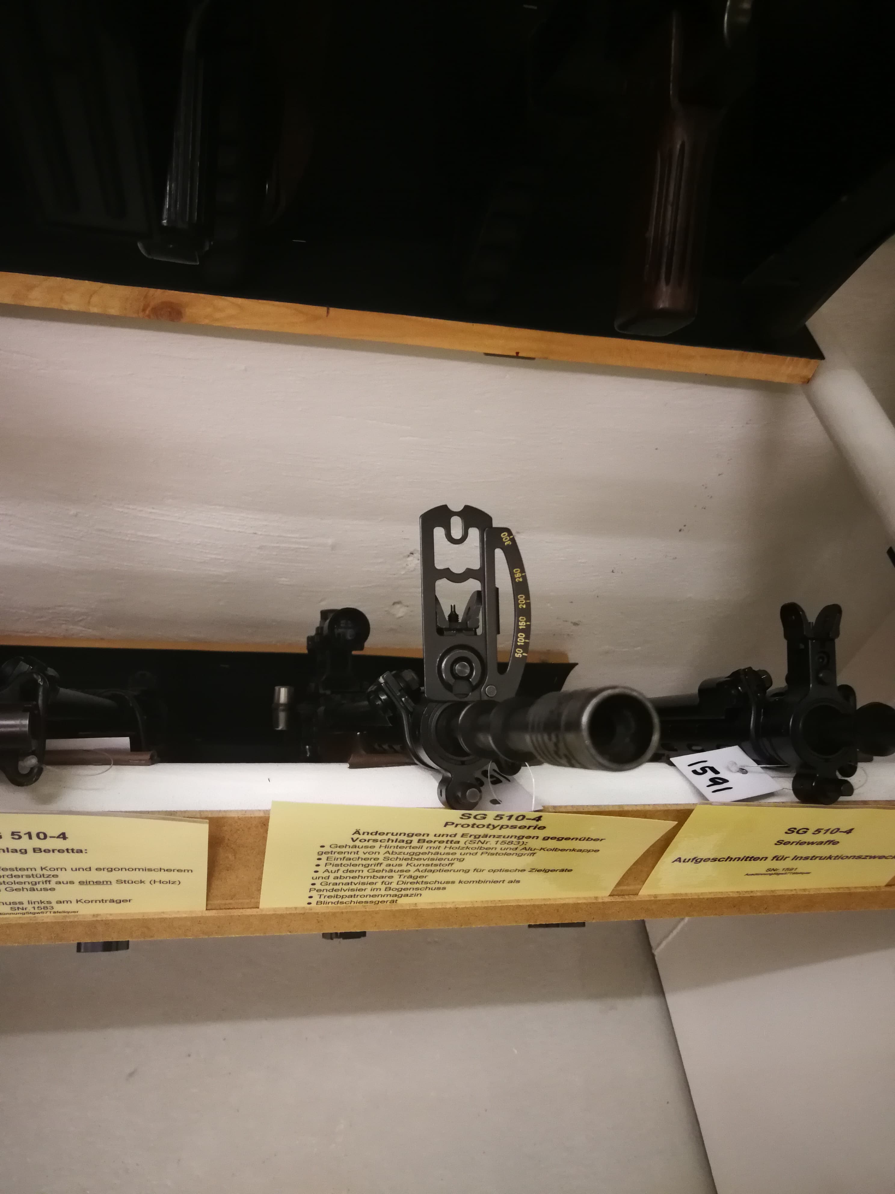 Stgw57 Prototyp mit interessantem Visier.
