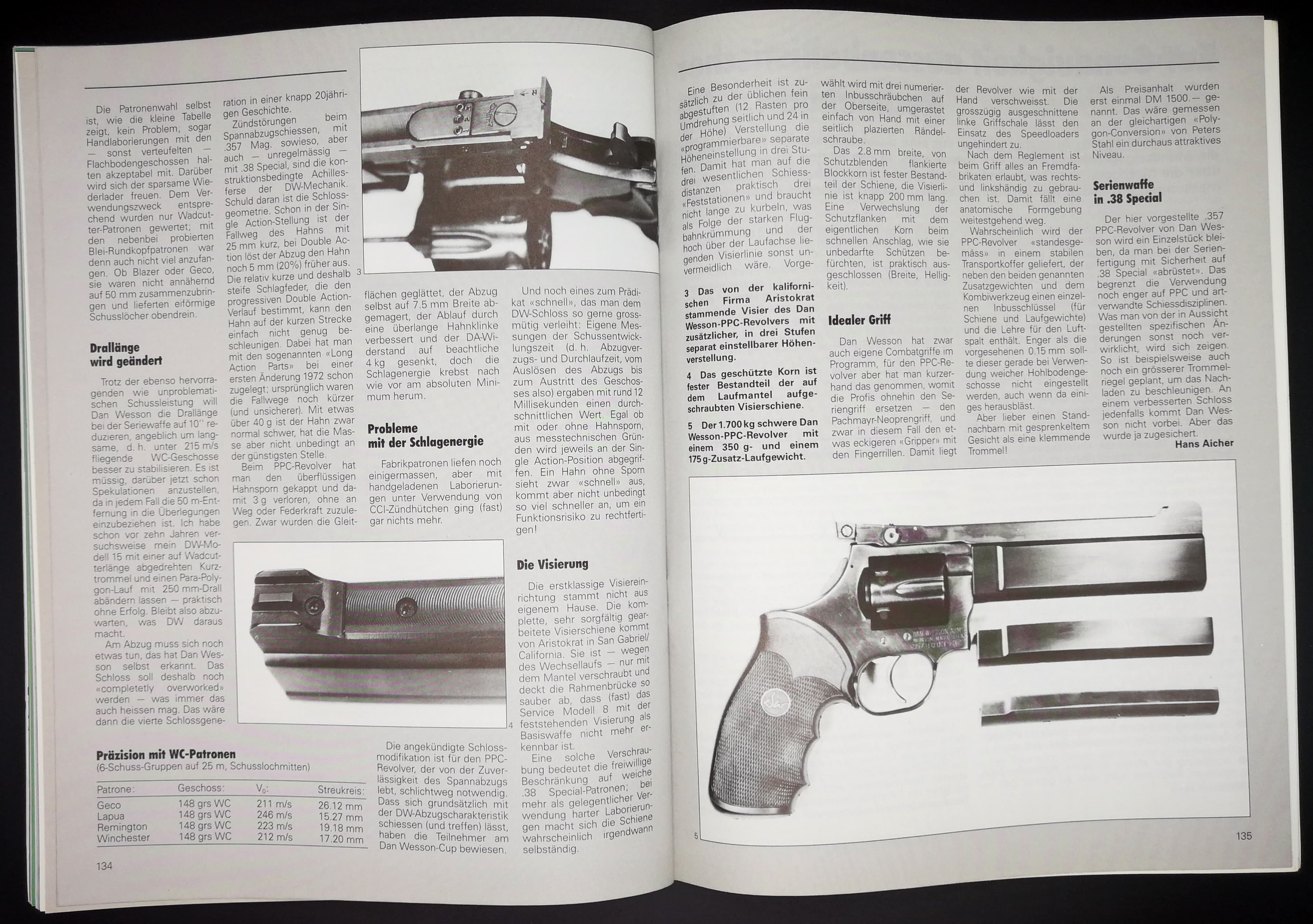 Dan Wesson PPC Revolver, unten rechts mit Laufgewichten.